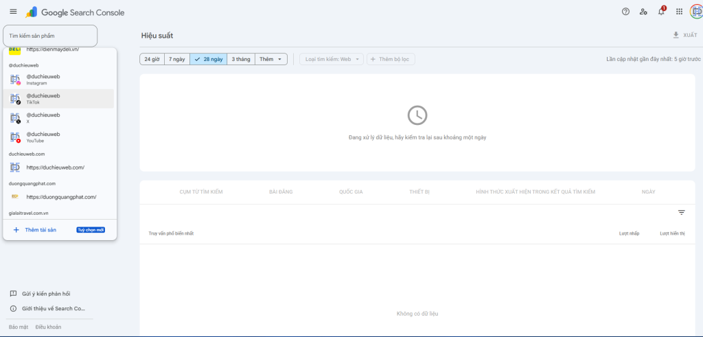 Google Search Console Platform Property: Theo Dõi TikTok, YouTube, Instagram & X 4 Sau khi xác minh thành công, Google sẽ bắt đầu thu thập dữ liệu từ Google Search.